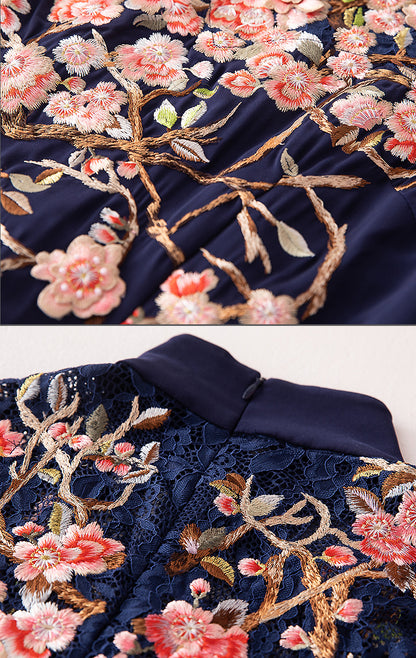 Dignified And Elegant Chinese Style Embroidered Flower Chinese Dress